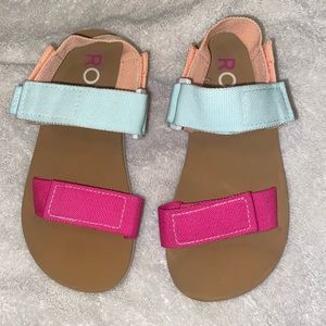Roxy sandals - multi colored - like new